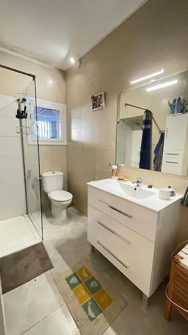 Apartamento En La Farella Con Aire Acondicionado Llança 0*,