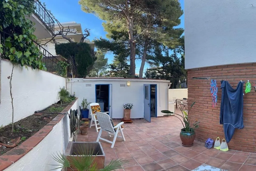 Apartamento En La Farella Con Aire Acondicionado Llança 0*,
